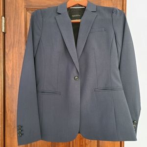2pc Banana Republic Navy Pant Suit in Italian Wool - Size 4